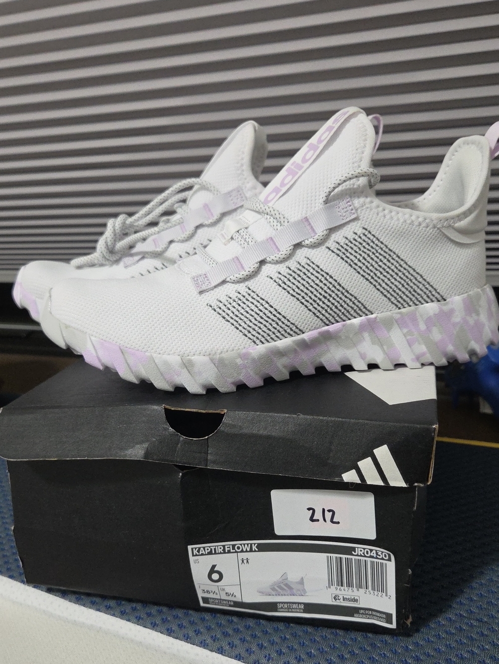 adidas Women’s White & Lilac Sneakers Kaptir Flow K